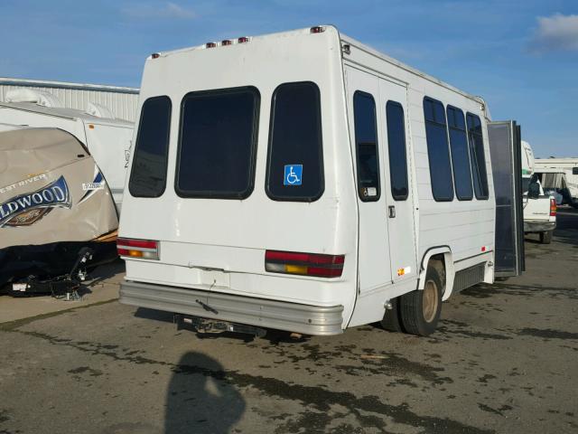 1FDKE30F0SHB84324 - 1995 FORD ECONOLINE WHITE photo 4