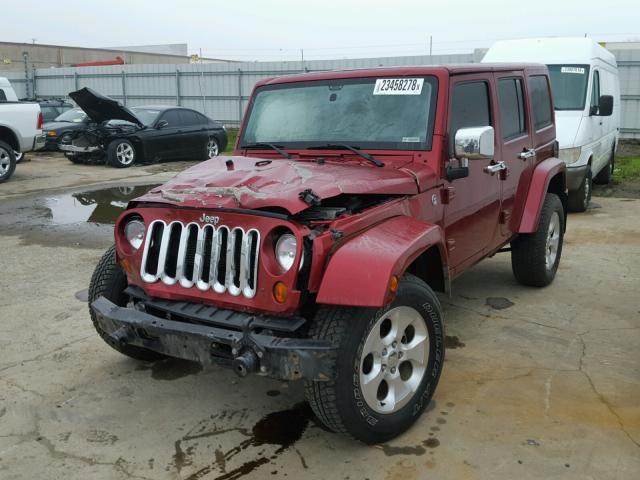 1C4BJWEG8DL511622 - 2013 JEEP WRANGLER U BURGUNDY photo 2