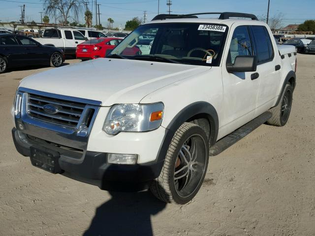 1FMEU3BE5AUA44697 - 2010 FORD EXPLORER S WHITE photo 2