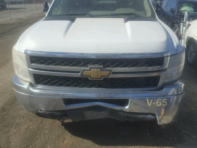 1GC2KVC89BZ377135 - 2011 CHEVROLET SILVERADO WHITE photo 7