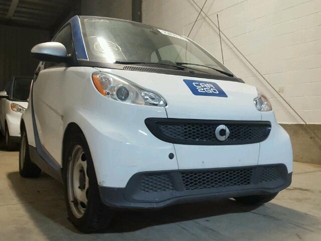 WMEEJ3BA0FK795477 - 2015 SMART FORTWO PUR WHITE photo 9