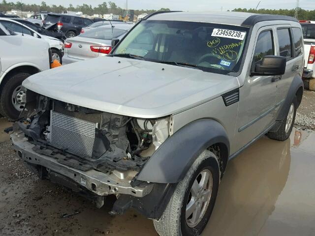 1D8GT28K68W199122 - 2008 DODGE NITRO SXT SILVER photo 2