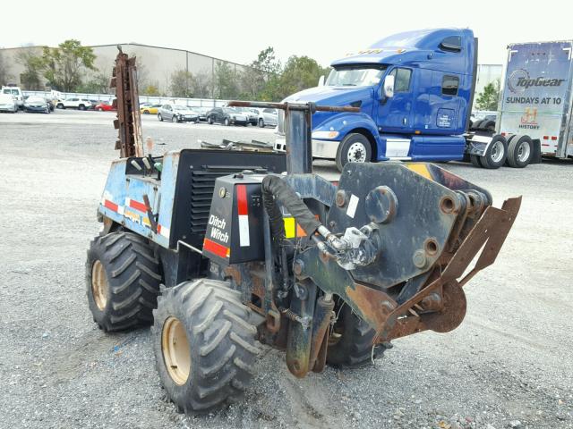 00075185LPWS4A384 - 2001 DITCH WITCH 400SX BLUE photo 4