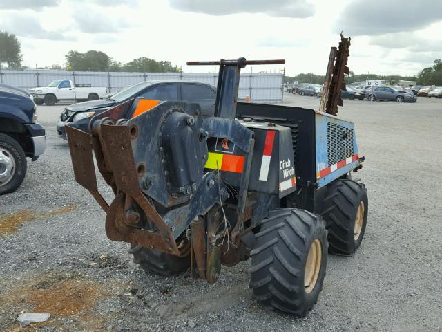 00075185LPWS4A384 - 2001 DITCH WITCH 400SX BLUE photo 6