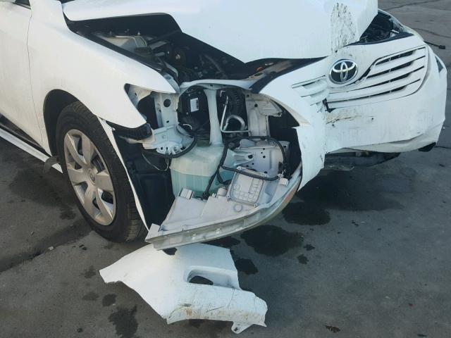 JTNBE46K273002914 - 2007 TOYOTA CAMRY NEW WHITE photo 9