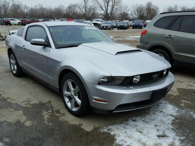 1ZVBP8CF4C5251403 - 2012 FORD MUSTANG GT SILVER photo 1