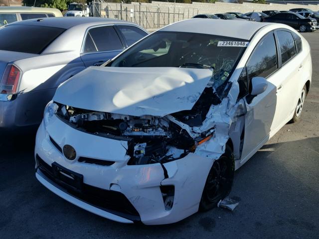 JTDKN3DU4F0450526 - 2015 TOYOTA PRIUS WHITE photo 2