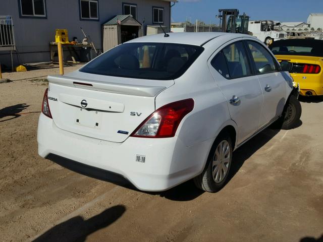 3N1CN7AP3GL808488 - 2016 NISSAN VERSA S WHITE photo 4