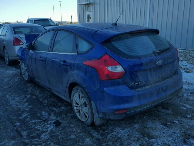 1FAHP3M22CL222883 - 2012 FORD FOCUS SEL BLUE photo 3