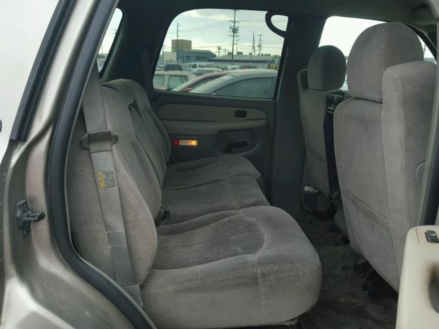 1GNEC13V12R285548 - 2002 CHEVROLET TAHOE C150 BEIGE photo 6