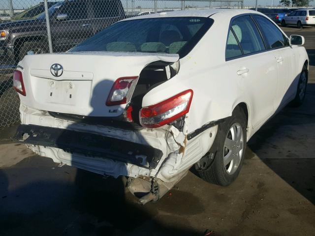 4T1BF3EK2BU738957 - 2011 TOYOTA CAMRY BASE WHITE photo 4