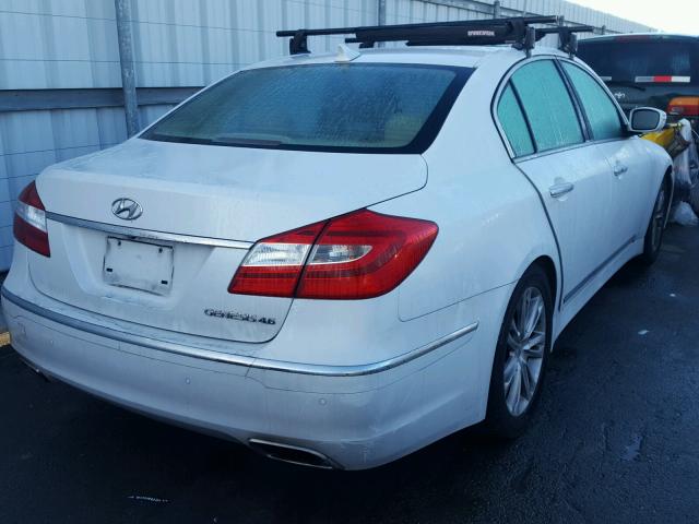 KMHGC4DF2CU165827 - 2012 HYUNDAI GENESIS 4. WHITE photo 4