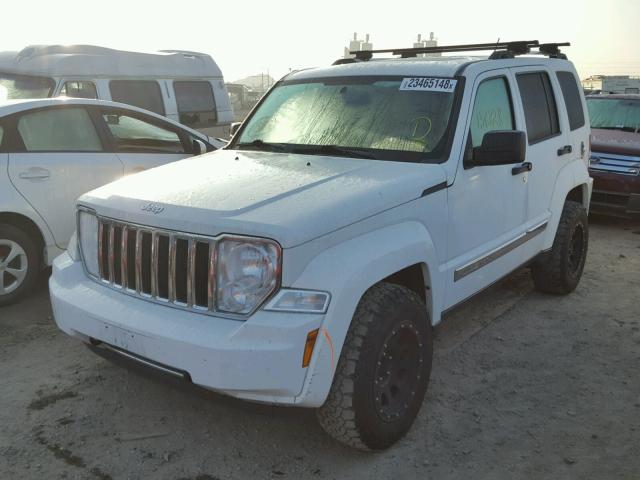 1J8GN58K98W237414 - 2008 JEEP LIBERTY LI WHITE photo 2