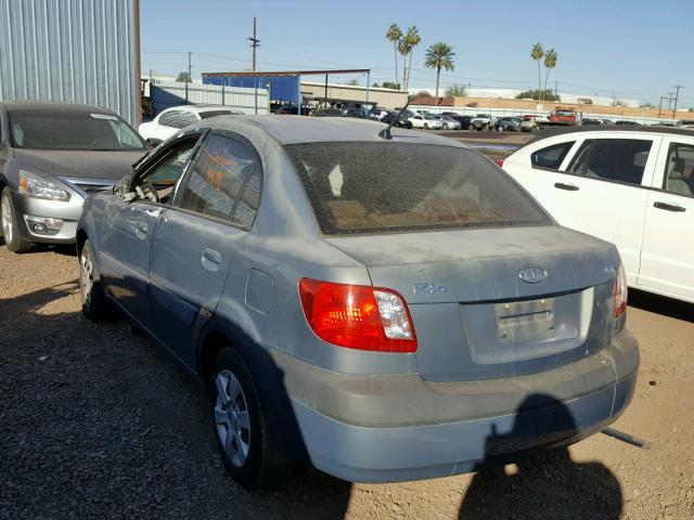 KNADE123266105044 - 2006 KIA RIO GRAY photo 3