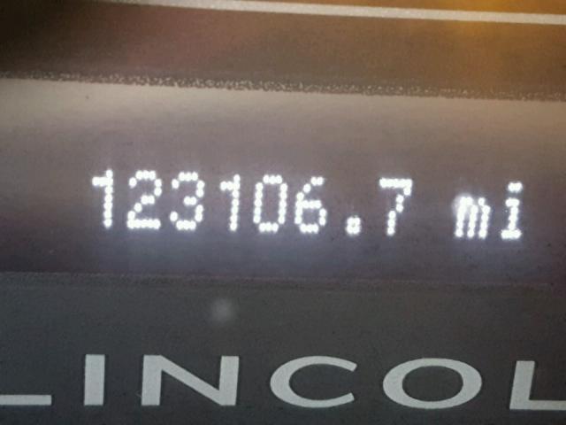 5LMFU27598LJ06302 - 2008 LINCOLN NAVIGATOR თეთრი ფოტო 8