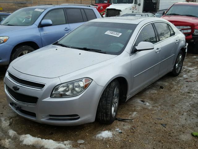 1G1ZC5EB3A4149284 - 2010 CHEVROLET MALIBU 1LT SILVER photo 2