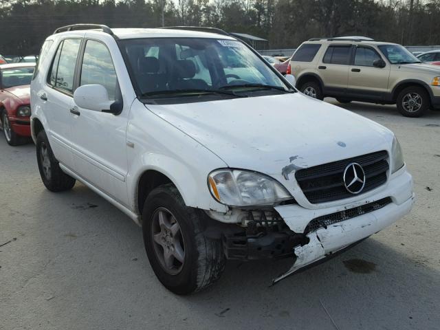 4JGAB54E51A233414 - 2001 MERCEDES-BENZ ML 320 WHITE photo 1