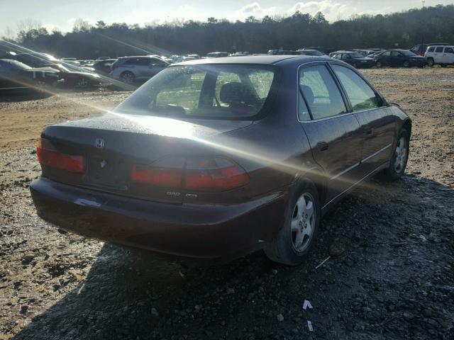 1HGCG1654WA056044 - 1998 HONDA ACCORD EX RED photo 4