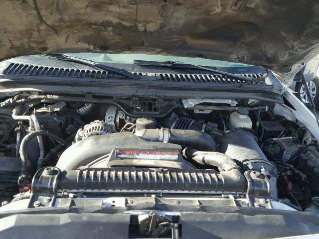 1FTWX31P06EB79168 - 2006 FORD F350 SRW S WHITE photo 7