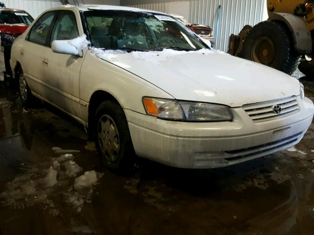 4T1BG28KXWU279427 - 1998 TOYOTA CAMRY CE WHITE photo 1