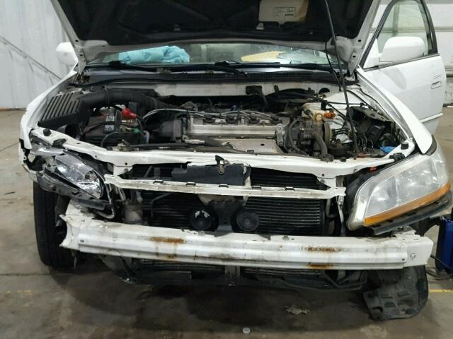 JHMCG55691C026257 - 2001 HONDA ACCORD EX WHITE photo 9