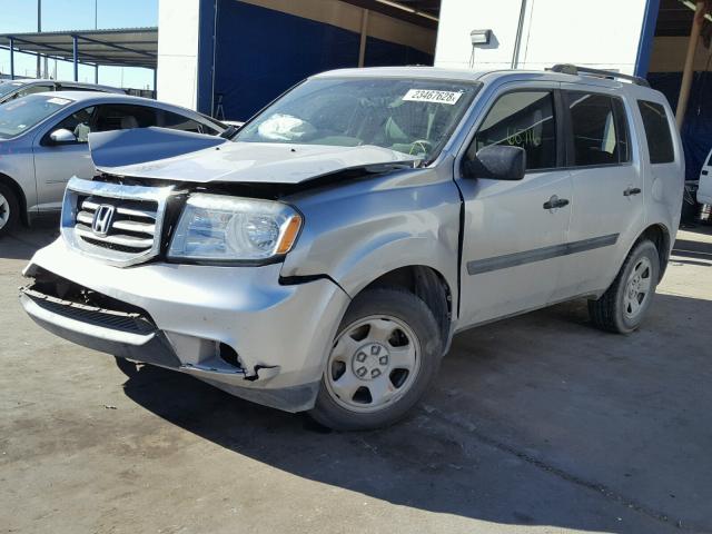 5FNYF3H25DB040767 - 2013 HONDA PILOT LX SILVER photo 2