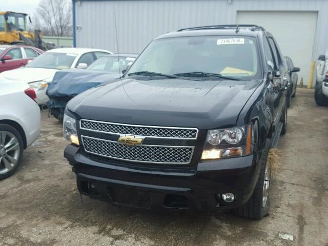 3GNTKFE37BG175915 - 2011 CHEVROLET AVALANCHE BLACK photo 2