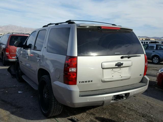 1GNFC13027R216481 - 2007 CHEVROLET TAHOE C150 GRAY photo 3