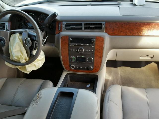 1GNFC13027R216481 - 2007 CHEVROLET TAHOE C150 GRAY photo 9