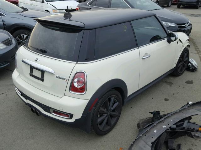 WMWSV3C52DT389115 - 2013 MINI COOPER S CREAM photo 4