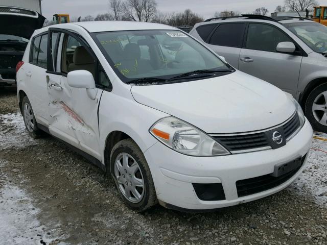 3N1BC13E19L481716 - 2009 NISSAN VERSA S WHITE photo 1