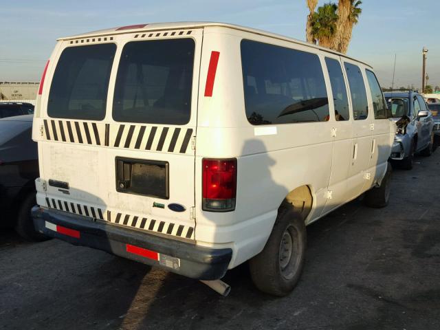 1FBNE3BL1BDA70414 - 2011 FORD ECONOLINE WHITE photo 4