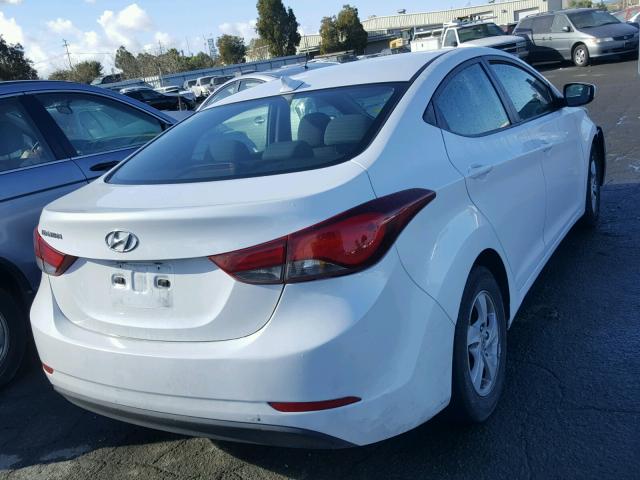 5NPDH4AE1FH641780 - 2015 HYUNDAI ELANTRA SE WHITE photo 4