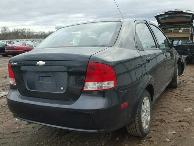 KL1TD526X4B155298 - 2004 CHEVROLET AVEO BLACK photo 4