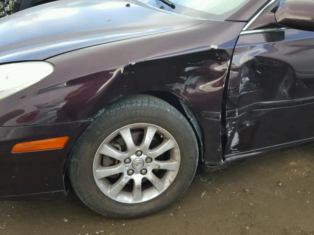 JTHBF30G730101657 - 2003 LEXUS ES 300 MAROON photo 9