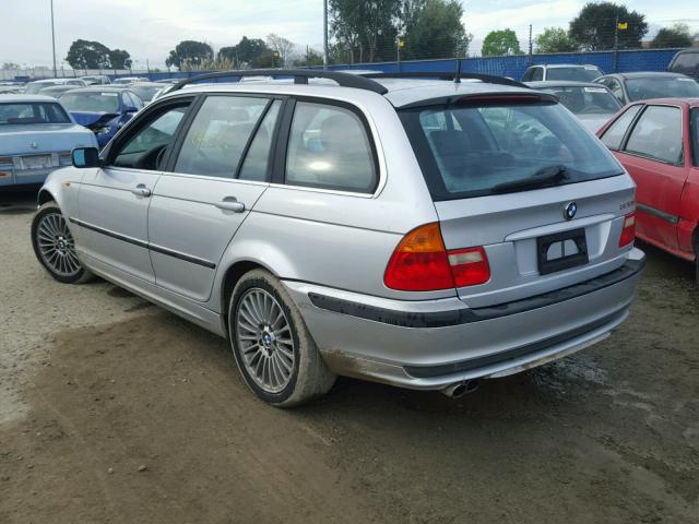 WBAEP33482PF00757 - 2002 BMW 325 XIT SILVER photo 3