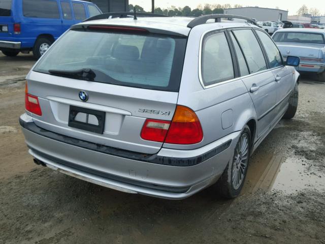 WBAEP33482PF00757 - 2002 BMW 325 XIT SILVER photo 4