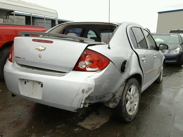 1G1AL52F157516501 - 2005 CHEVROLET COBALT LS SILVER photo 4