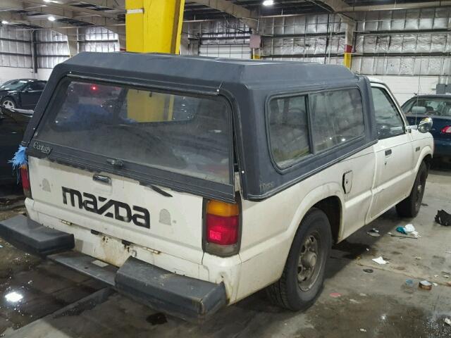 JM2UF1113G0667406 - 1986 MAZDA B2000 WHITE photo 4