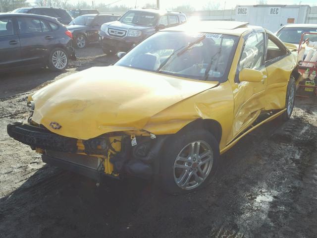 1G1JH12F927309912 - 2002 CHEVROLET CAVALIER L YELLOW photo 2