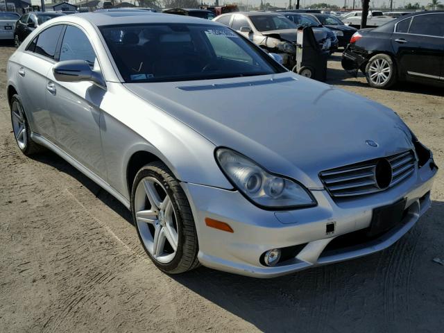 WDDDJ72X09A142203 - 2009 MERCEDES-BENZ CLS 550 SILVER photo 1