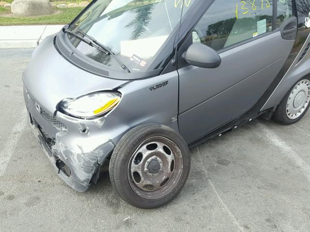 WMEEJ3BA3DK673368 - 2013 SMART FORTWO PUR GRAY photo 9