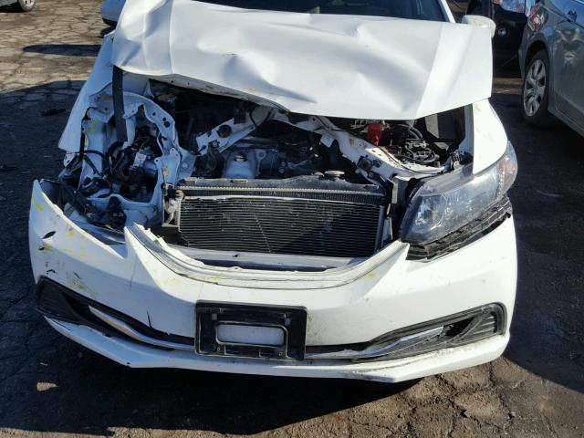 19XFB2F51FE006294 - 2015 HONDA CIVIC LX WHITE photo 9