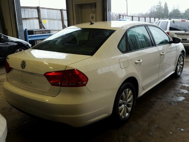 1VWAP7A3XCC085110 - 2012 VOLKSWAGEN PASSAT S თეთრი ფოტო 4