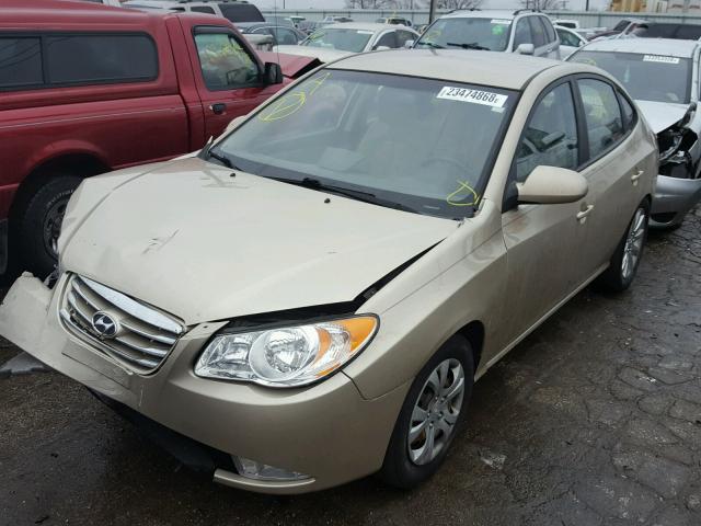 KMHDU4AD3AU159678 - 2010 HYUNDAI ELANTRA BL TAN photo 2