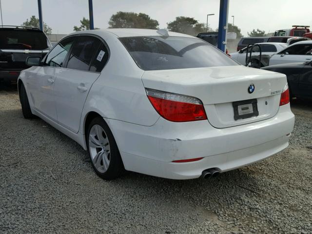 WBANU5C53AC124324 - 2010 BMW 528 I WHITE photo 3