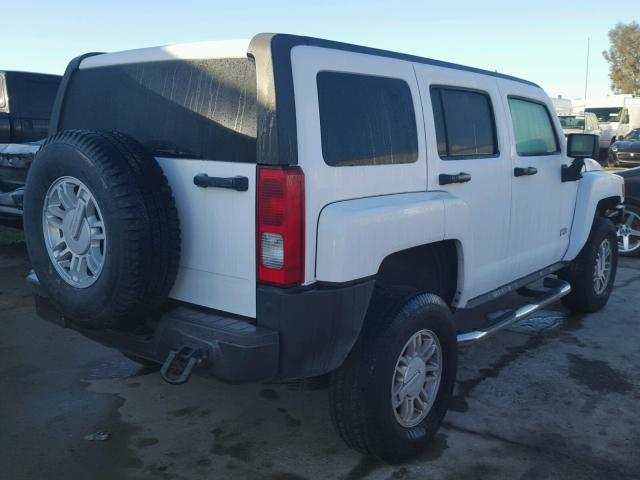 5GTEN13E488179167 - 2008 HUMMER H3 WHITE photo 4