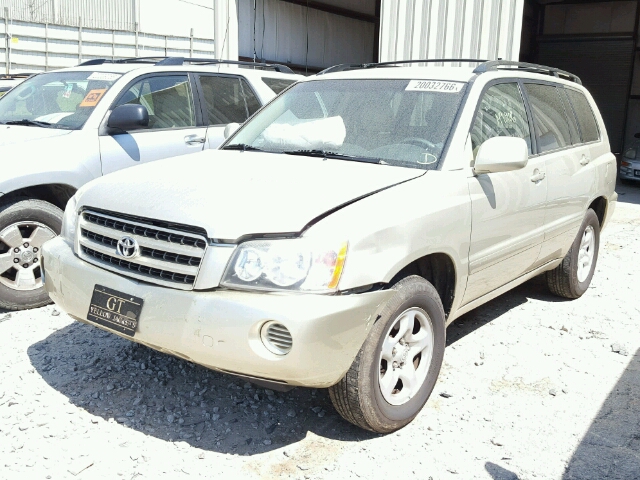 JTEGD21A320028248 - 2002 TOYOTA HIGHLANDER GOLD photo 2