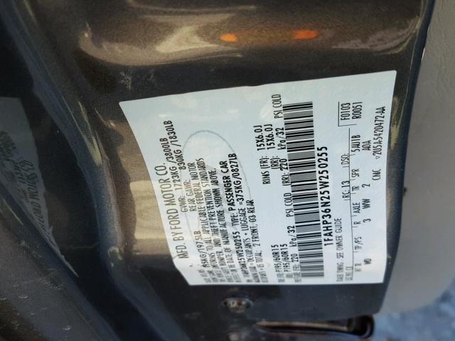 1FAHP36N25W250255 - 2005 FORD FOCUS ZXW GRAY photo 10