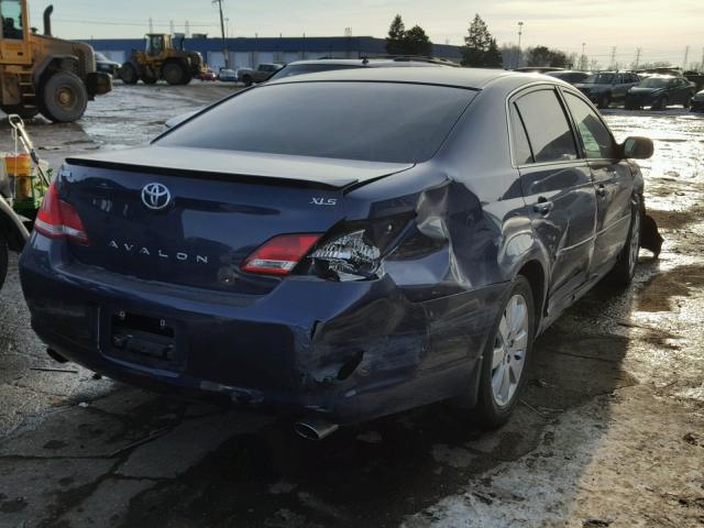 4T1BK36B36U147911 - 2006 TOYOTA AVALON XL BLUE photo 4